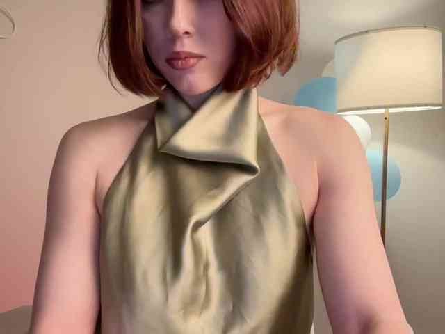 StacyLuxxe webcam