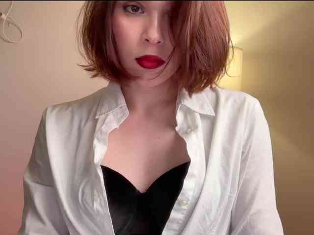 StacyLuxxe webcam