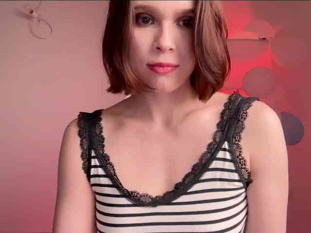 StacyLuxxe webcam
