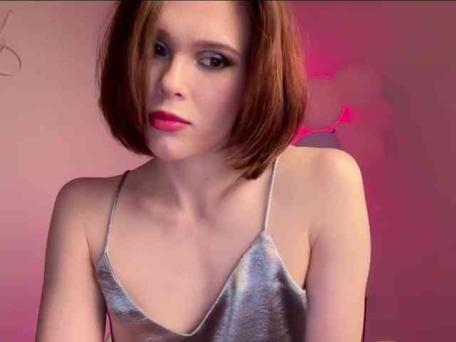 StacyLuxxe webcam