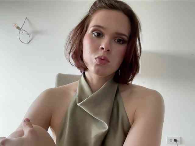 StacyLuxxe webcam