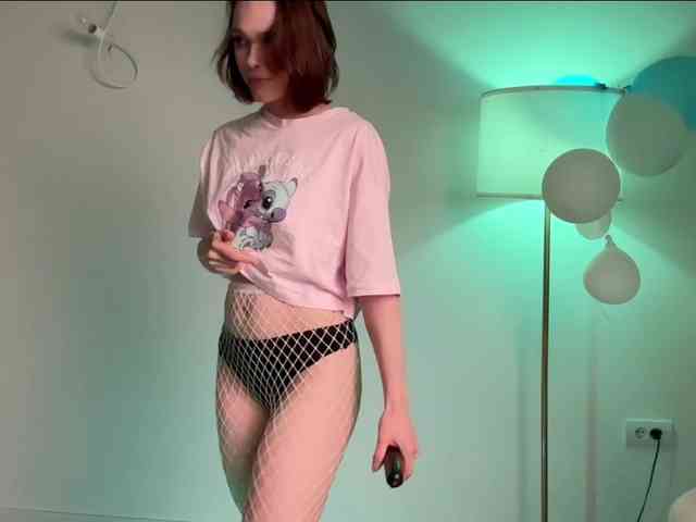 StacyLuxxe webcam