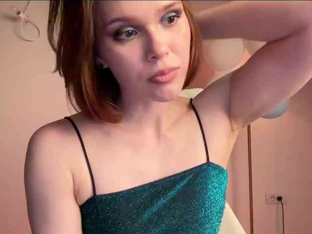 StacyLuxxe webcam