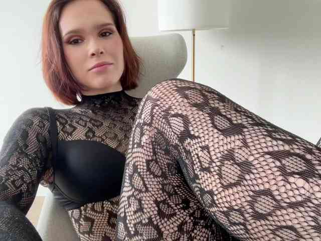 StacyLuxxe webcam