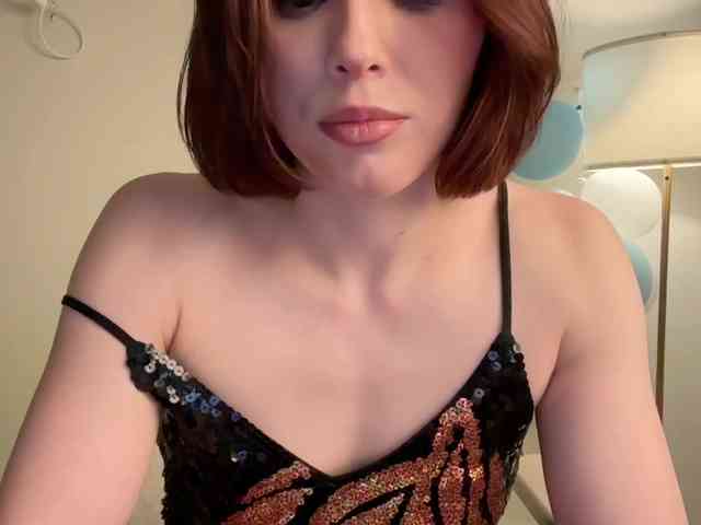 StacyLuxxe webcam