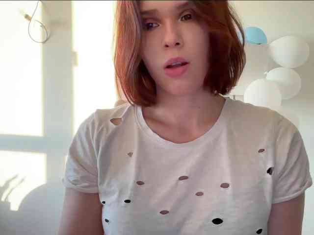 StacyLuxxe webcam