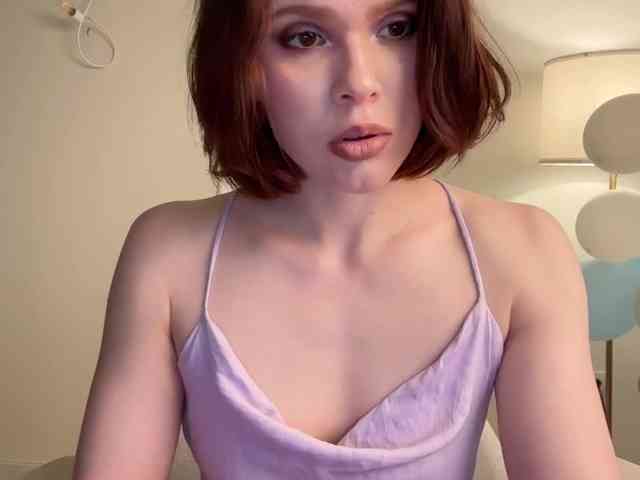 StacyLuxxe webcam