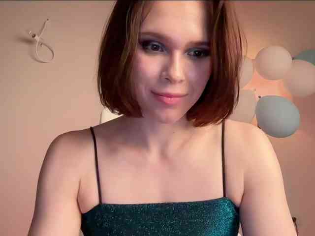 StacyLuxxe webcam
