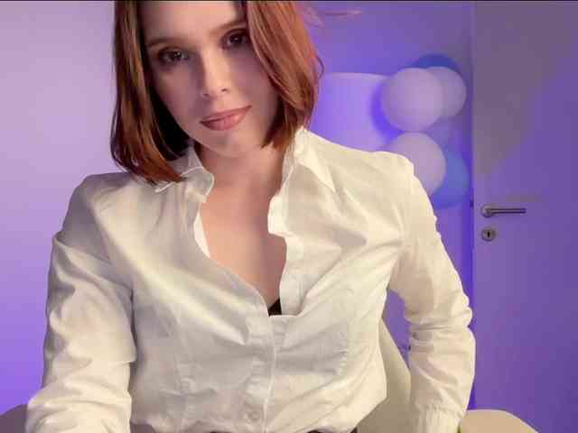 StacyLuxxe webcam