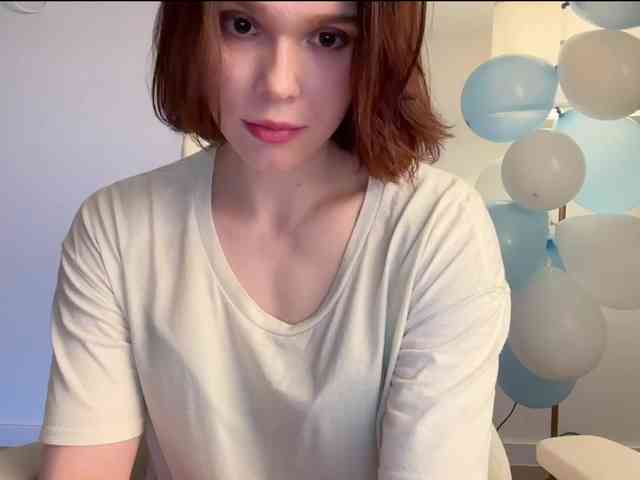 StacyLuxxe webcam