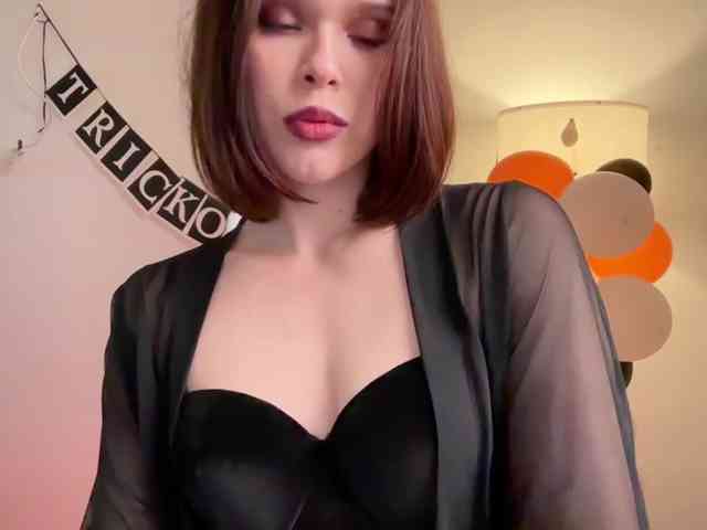 StacyLuxxe webcam