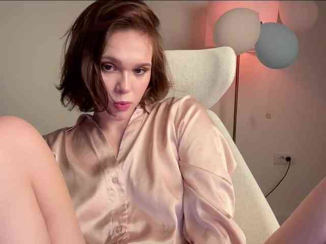 StacyLuxxe webcam