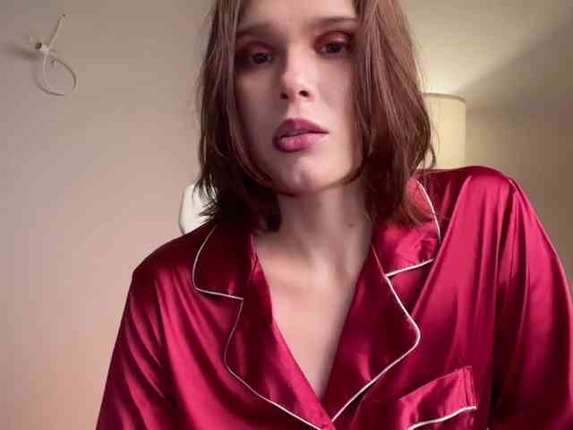 StacyLuxxe webcam