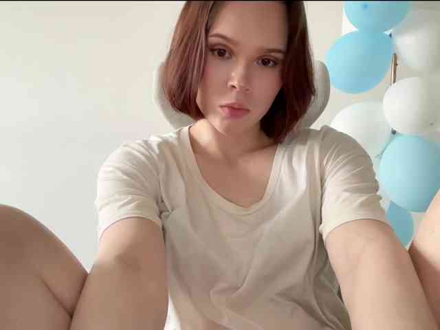 StacyLuxxe webcam