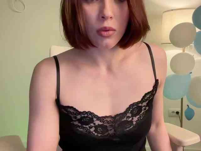StacyLuxxe webcam