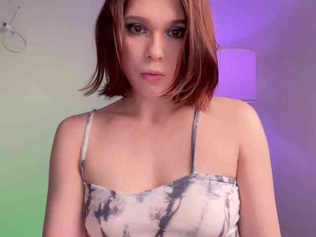 StacyLuxxe webcam