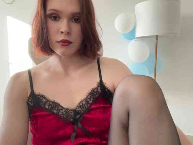 StacyLuxxe webcam