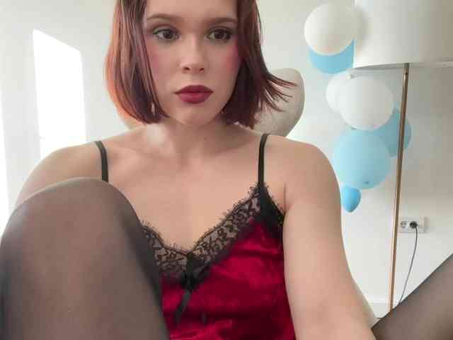 StacyLuxxe webcam