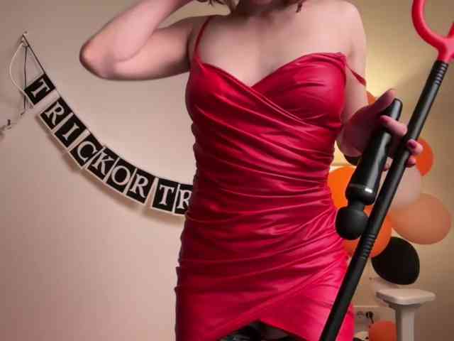 StacyLuxxe webcam