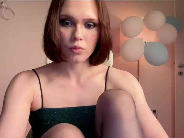 StacyLuxxe webcam