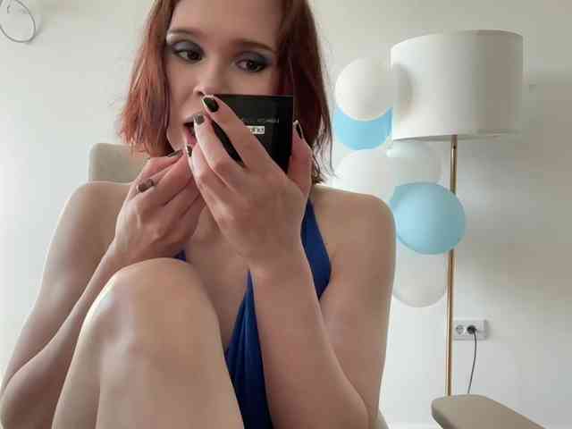StacyLuxxe webcam