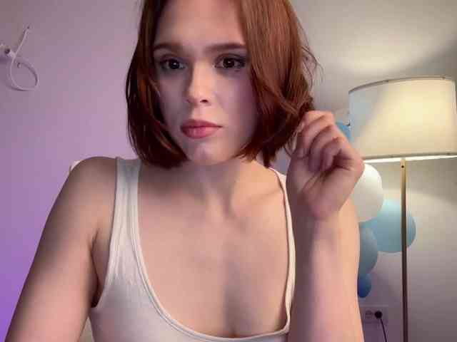 StacyLuxxe webcam