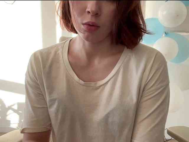 StacyLuxxe webcam