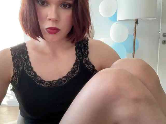 StacyLuxxe webcam