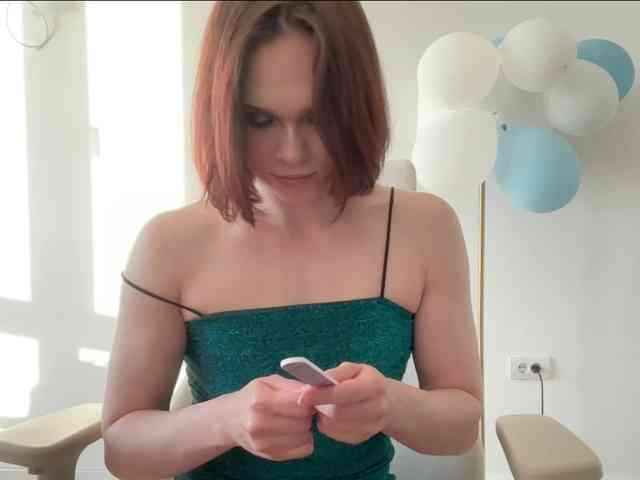 StacyLuxxe webcam