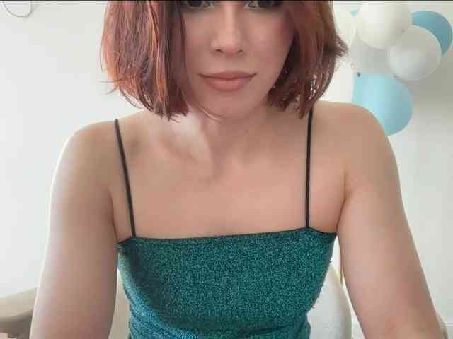 StacyLuxxe webcam
