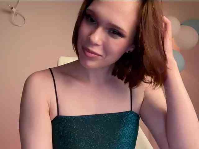 StacyLuxxe webcam