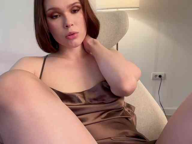 StacyLuxxe webcam