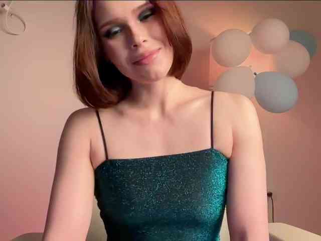 StacyLuxxe webcam