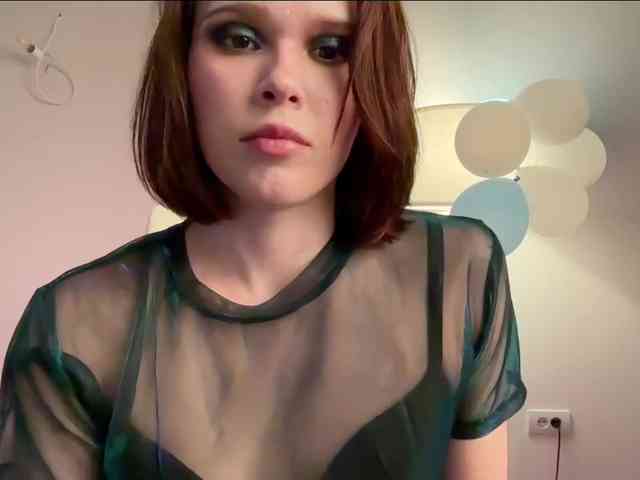 StacyLuxxe webcam