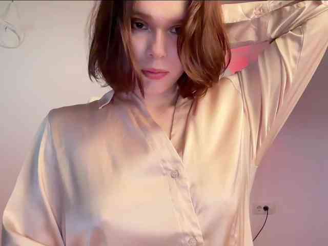 StacyLuxxe webcam