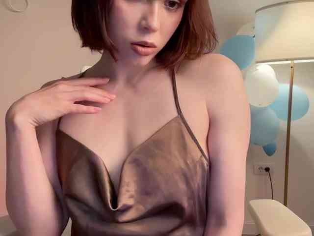 StacyLuxxe webcam