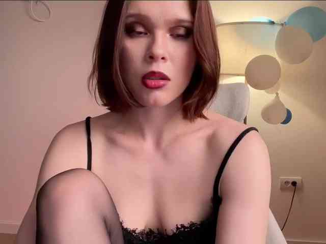 StacyLuxxe webcam