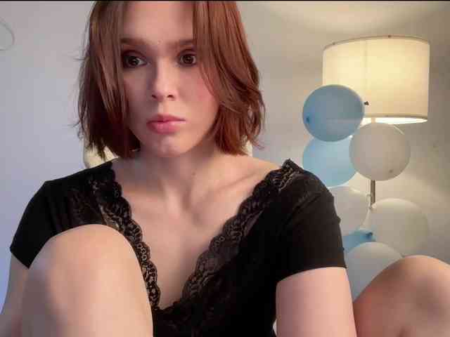 StacyLuxxe webcam