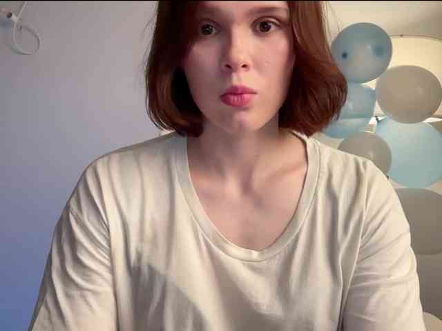 StacyLuxxe webcam