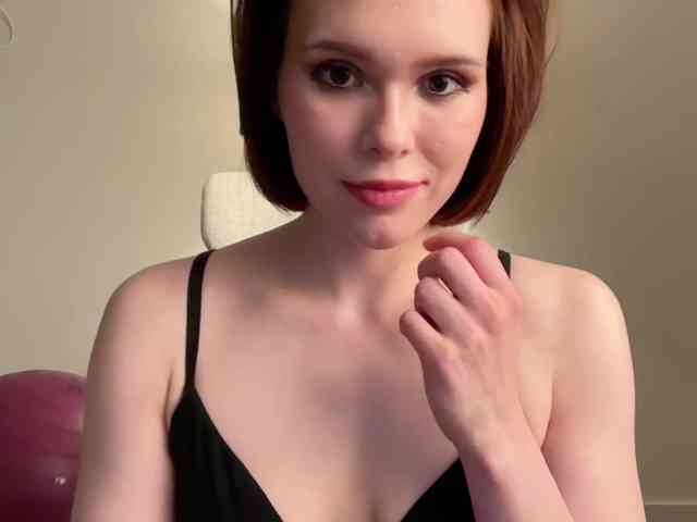 StacyLuxxe webcam