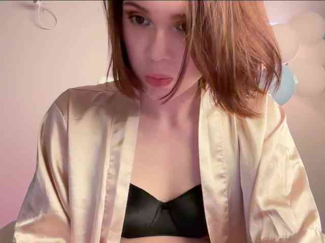 StacyLuxxe webcam