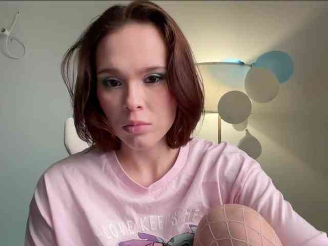 StacyLuxxe webcam