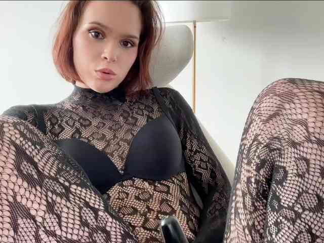 StacyLuxxe webcam