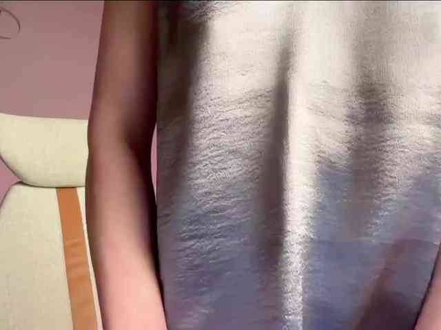 StacyLuxxe webcam