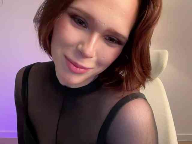 StacyLuxxe webcam