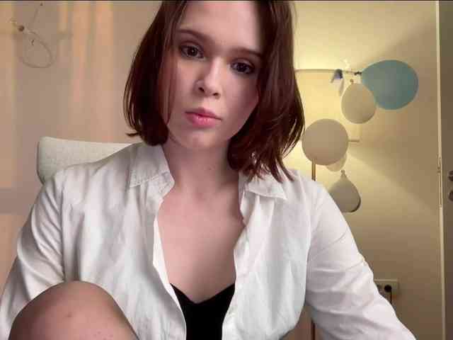 StacyLuxxe webcam