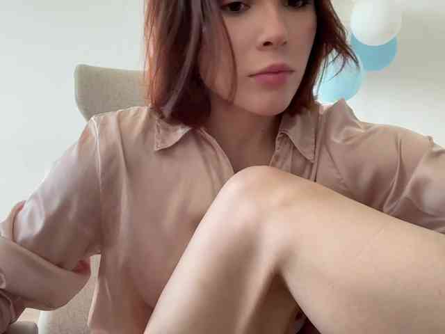 StacyLuxxe webcam