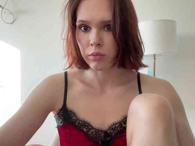 StacyLuxxe webcam