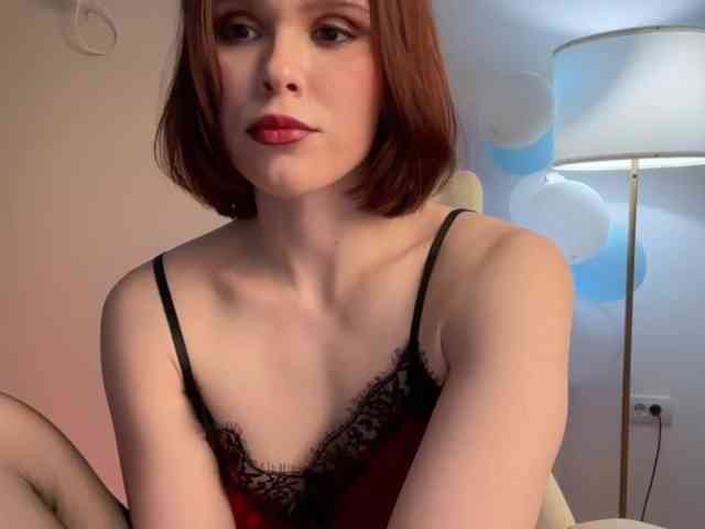 StacyLuxxe webcam