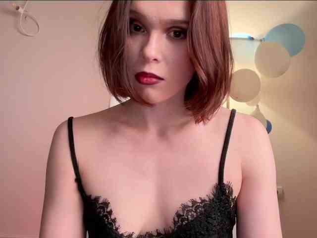 StacyLuxxe webcam
